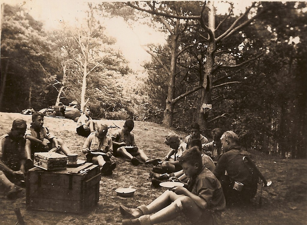 Onze verkenners op kamp in Dwingeloo in augustus 1948